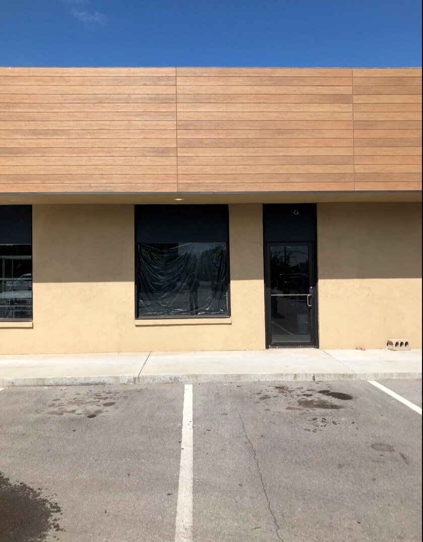 217-257 S Coltrane Rd, Edmond, OK for Rent