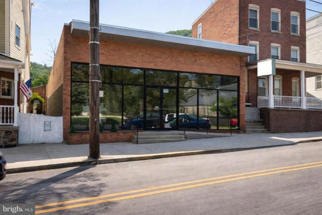 1413 W Market St, Pottsville, PA for Sale