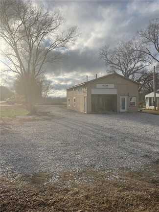 Gentry, AR Retail - 17728 E AR-15 Hwy