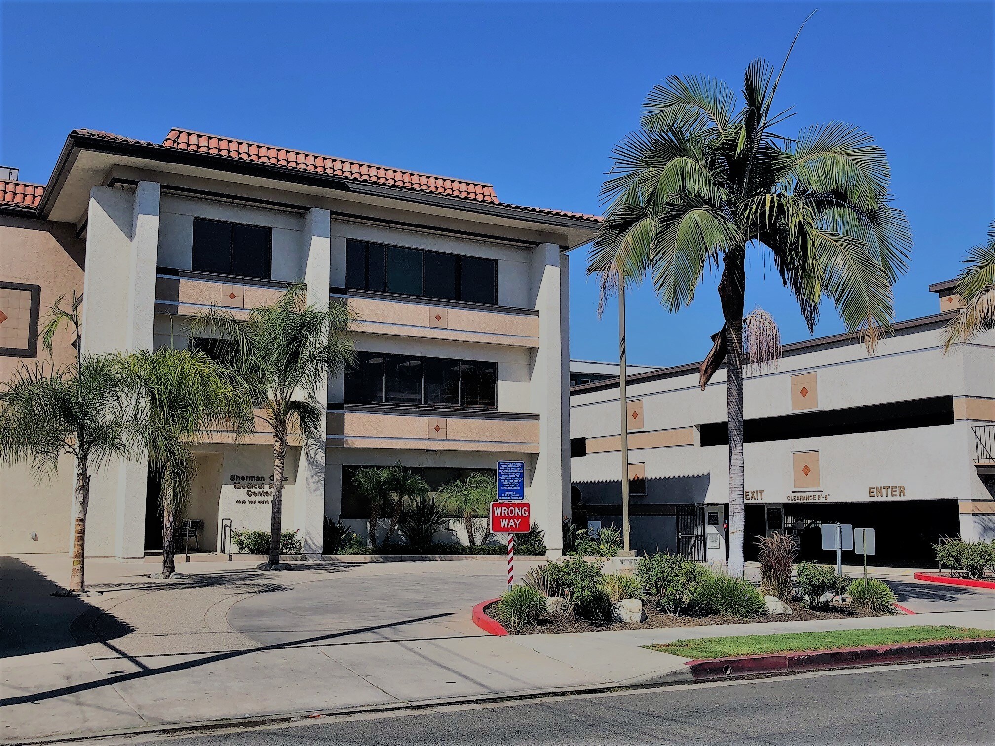 4910 Van Nuys Blvd, Sherman Oaks, CA for Rent