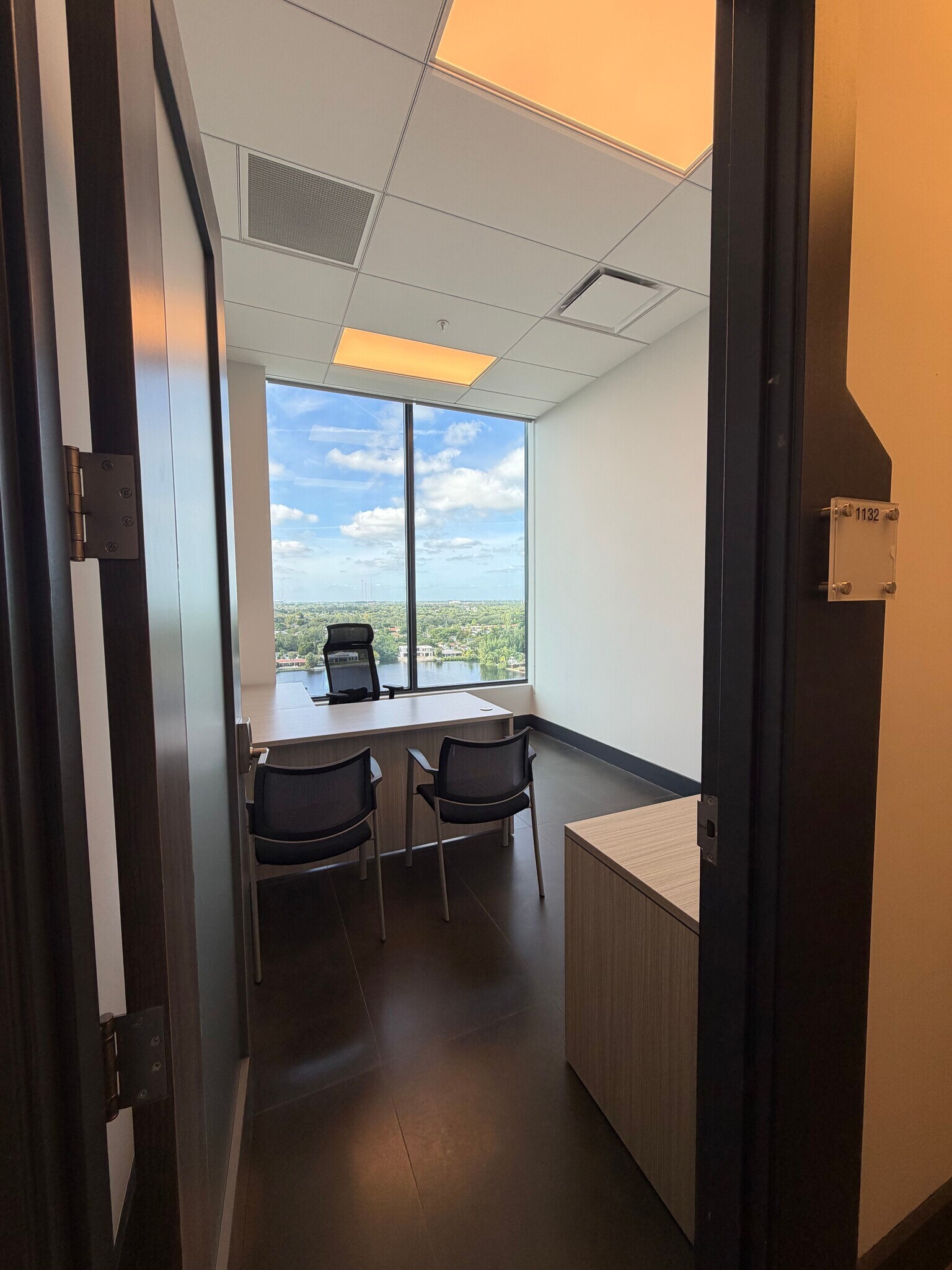 19790 W Dixie Hwy, Aventura, FL for Rent