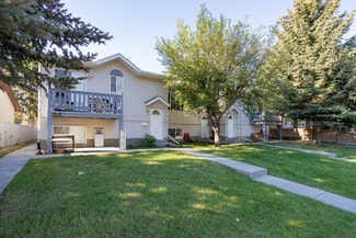 Calgary, AB Apartments - 7511B 41 Av NW
