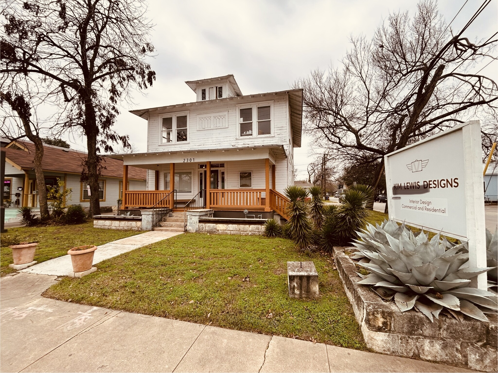 2301 E Cesar Chavez St, Austin, TX for Sale