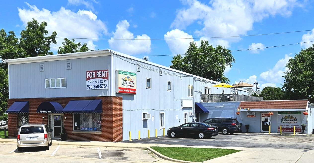 146 W Mill St, Columbus, WI for Rent