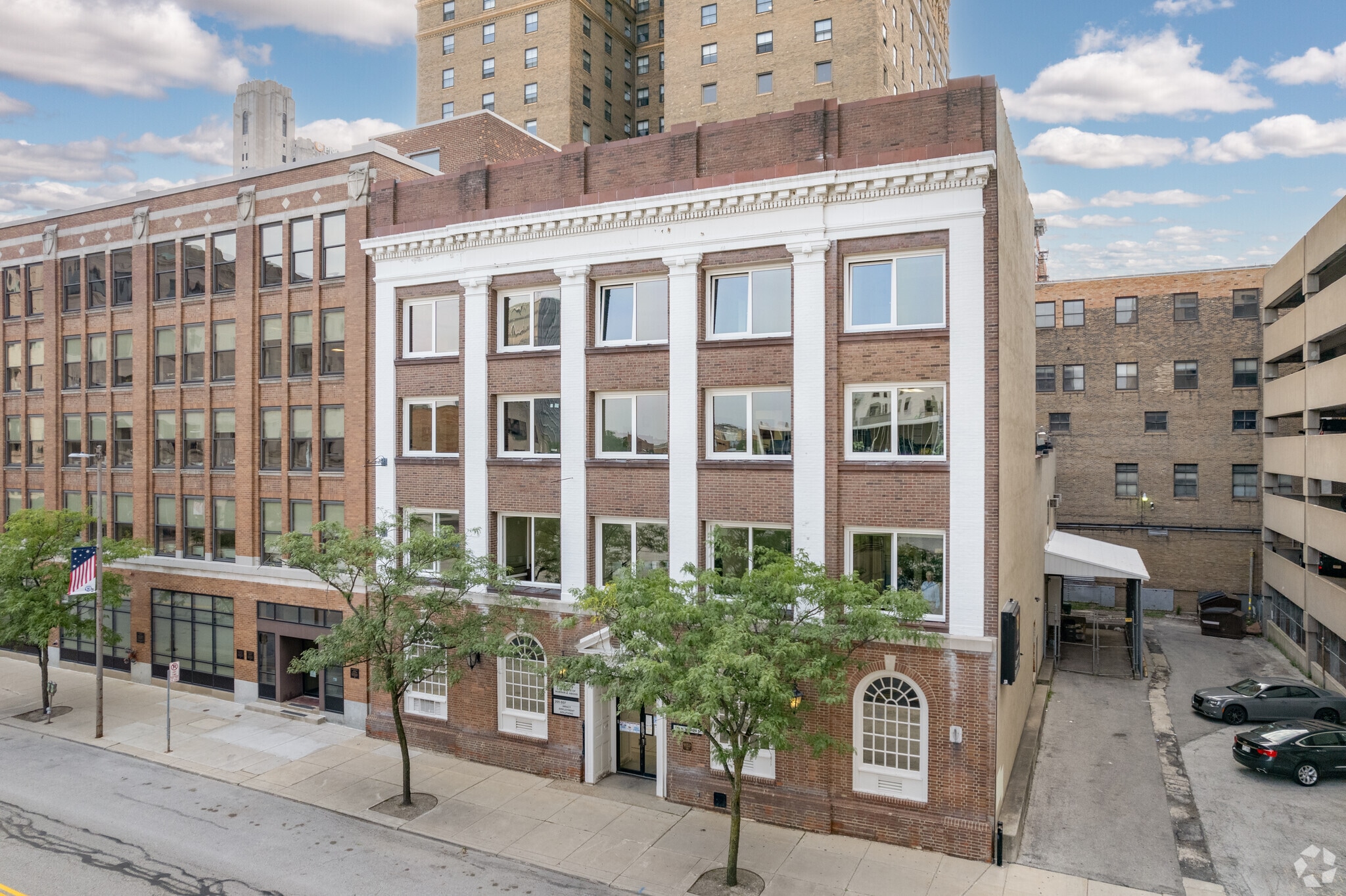 136 N Huron St, Toledo, OH for Sale