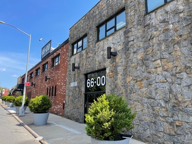 66-00 Long Island Expy, Maspeth, NY for Rent