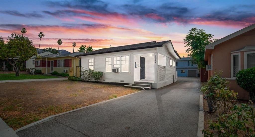 1160 Linden Ave, Glendale, CA for Sale