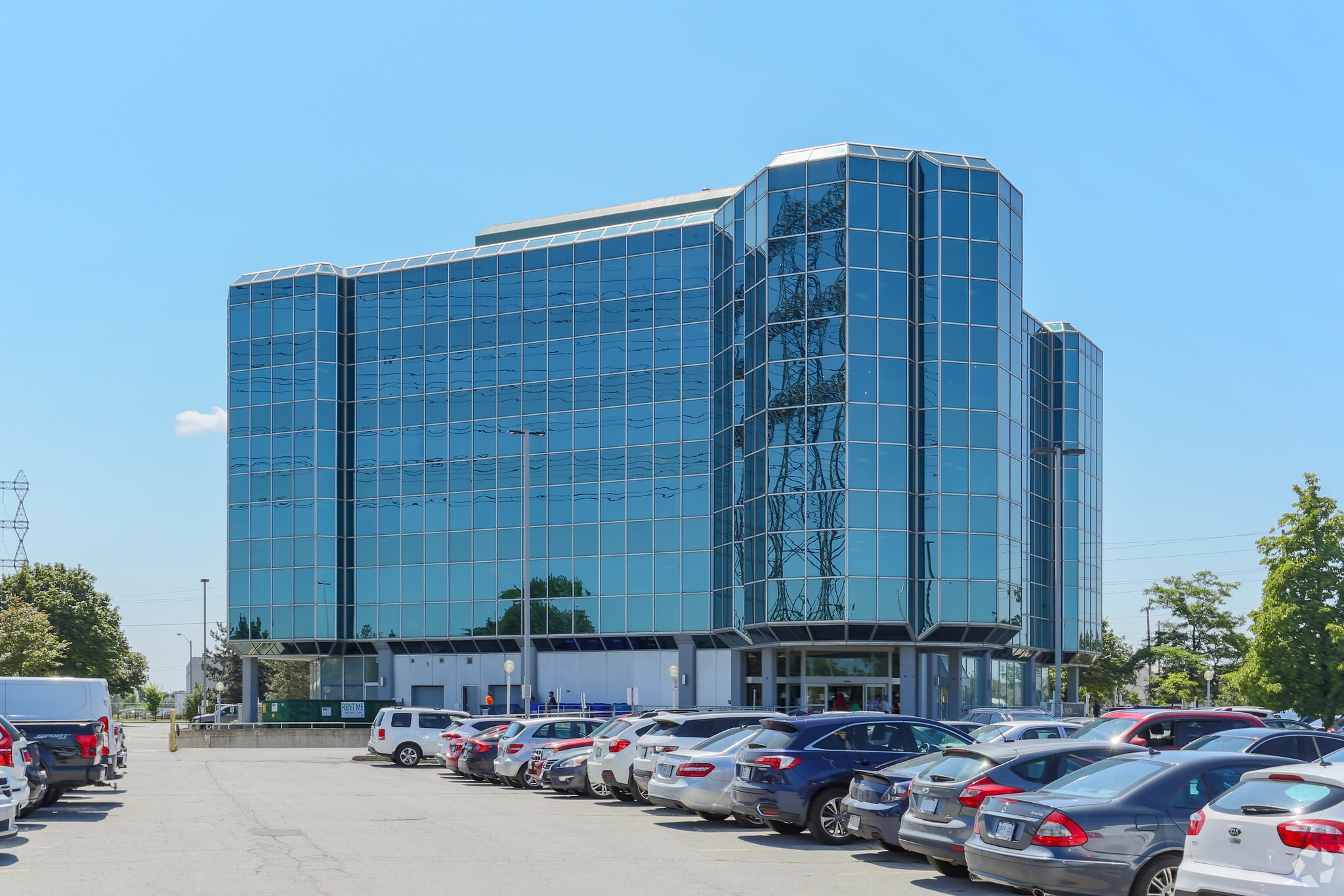 135 Queens Plate Dr, Toronto, ON for Rent