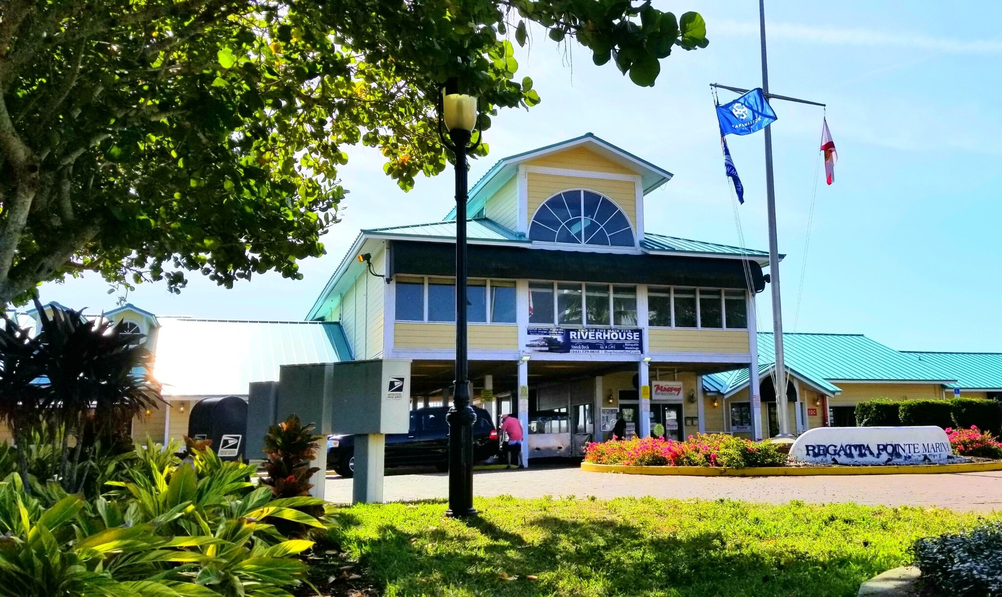 1001 Riverside Dr Palmetto, FL 34221 Office Property for Lease on