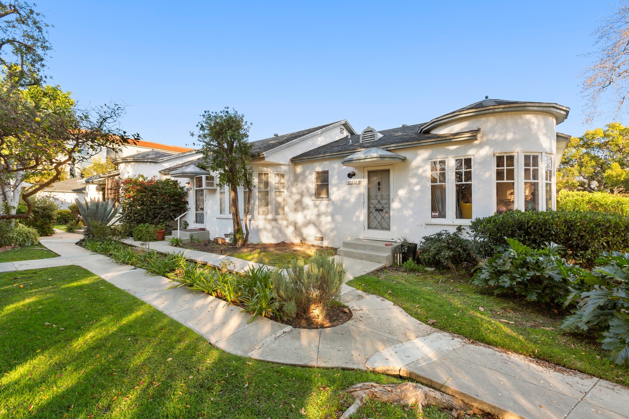 10651 Whipple St, North Hollywood, CA for Sale
