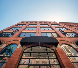 Chicago, IL Office/Retail - 371 W Ontario St