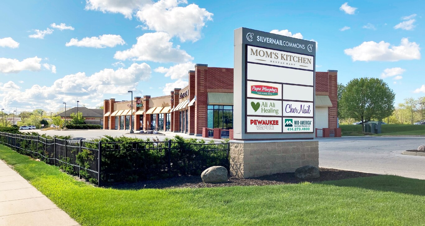 2177 Silvernail Rd, Pewaukee, WI for Rent