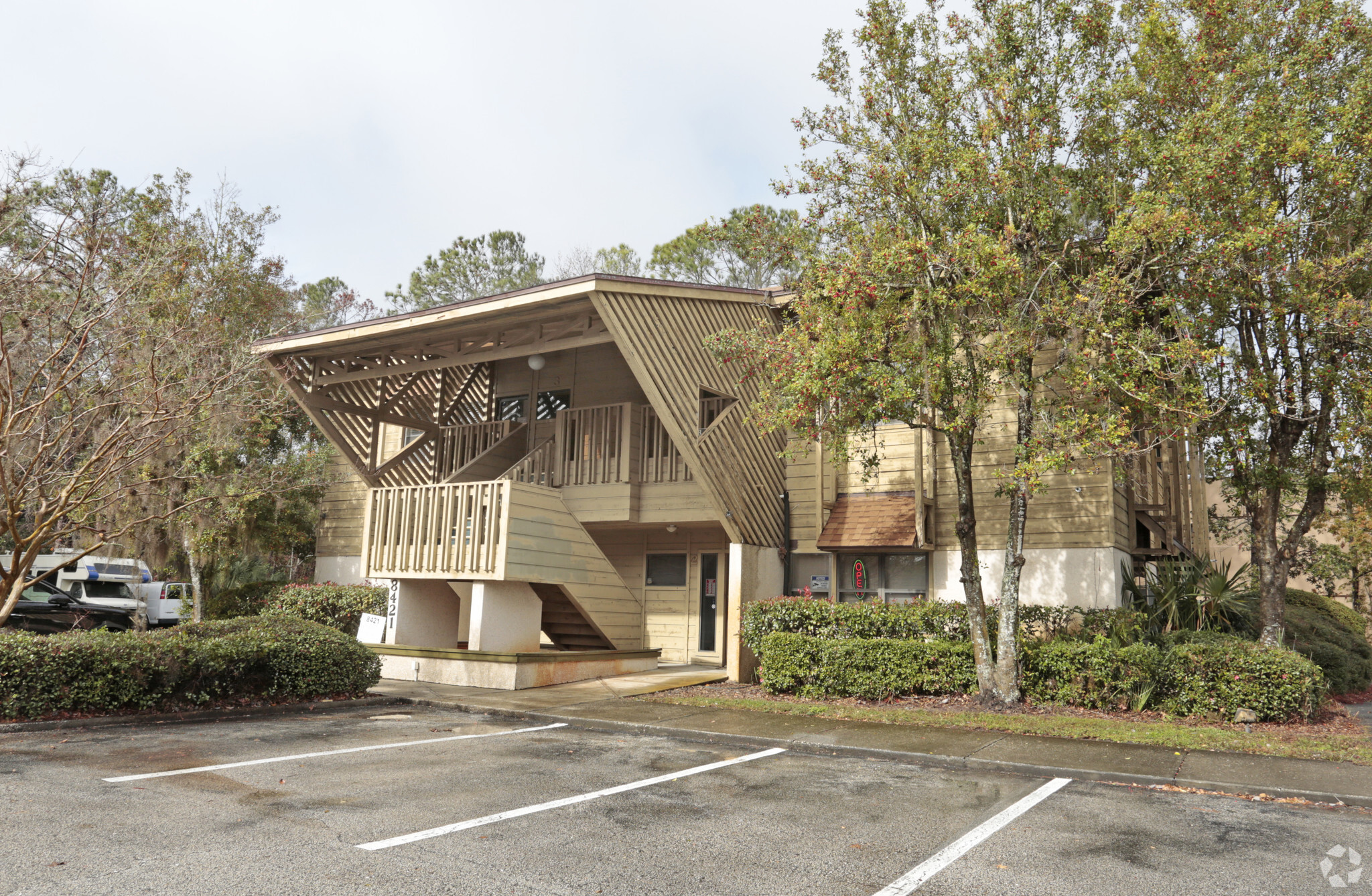 8421 Baymeadows Way, Jacksonville, FL for Rent