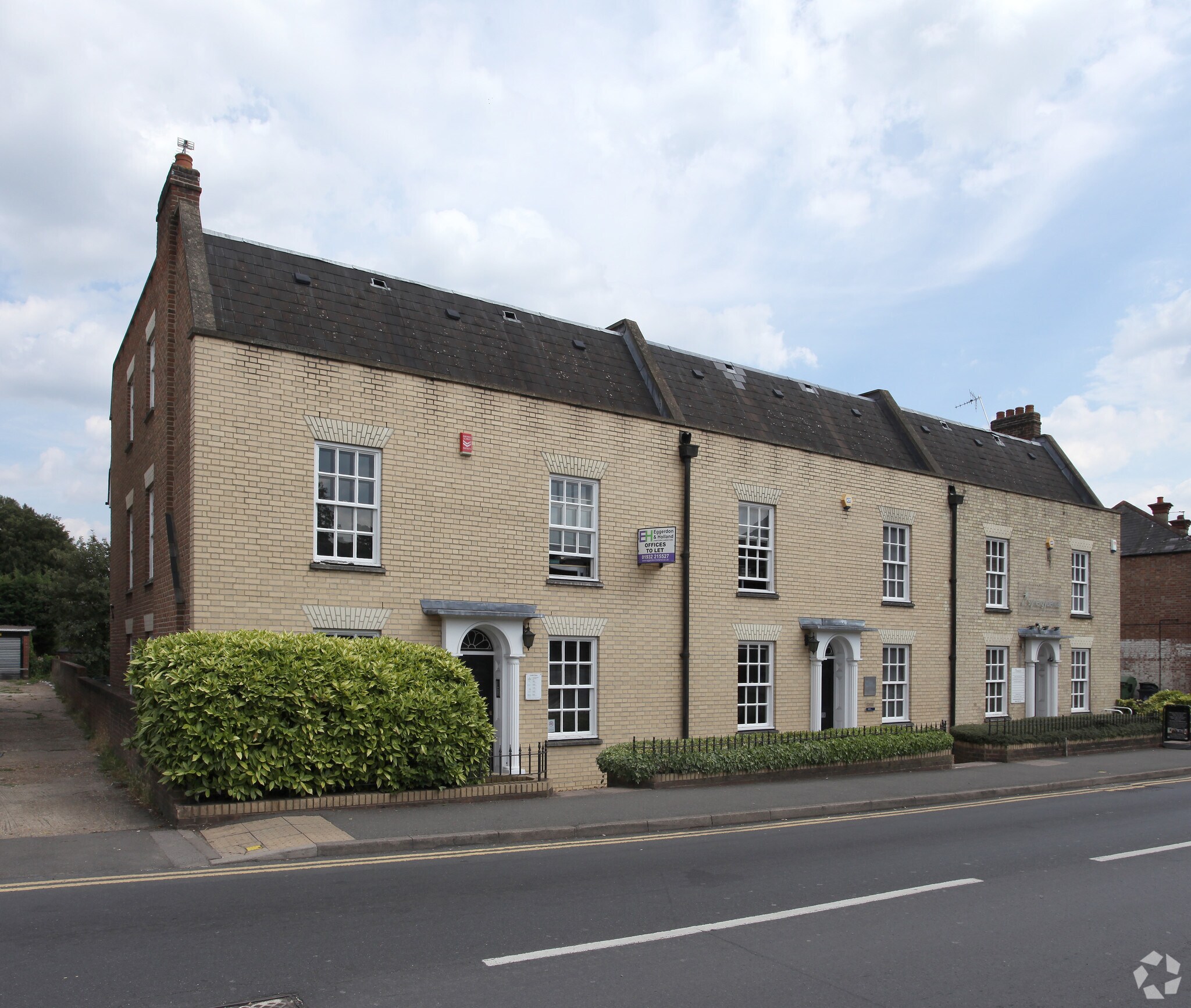 24 High St, Addlestone, SRY for Sale