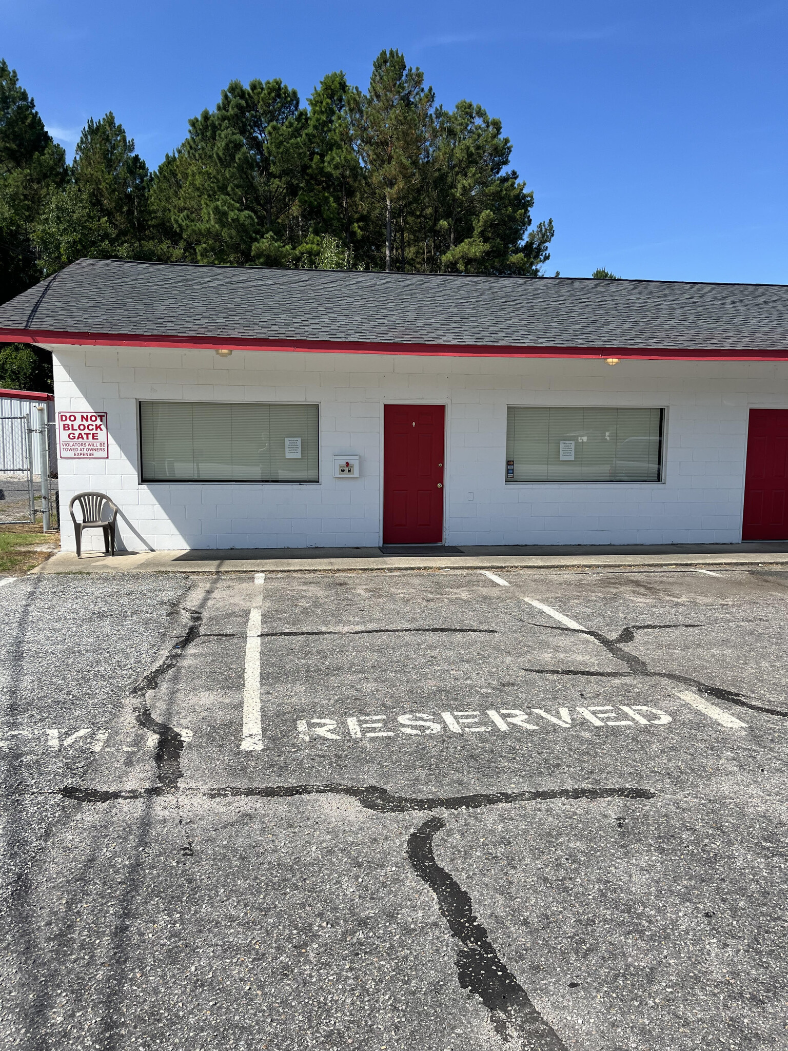 817 W Bobo Newsom Hwy, Hartsville, SC for Rent