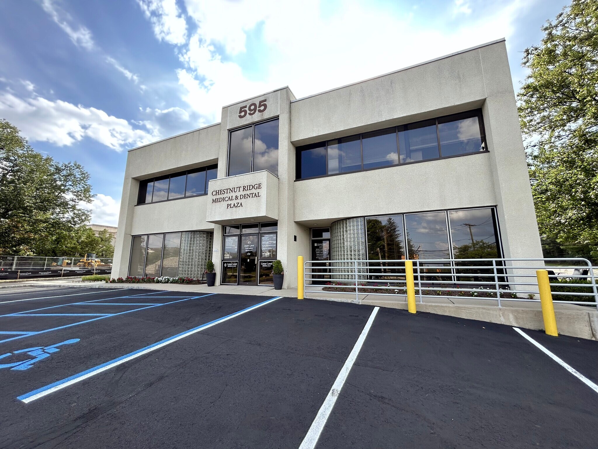 595 Chestnut Ridge Rd, Woodcliff Lake, NJ for Sale