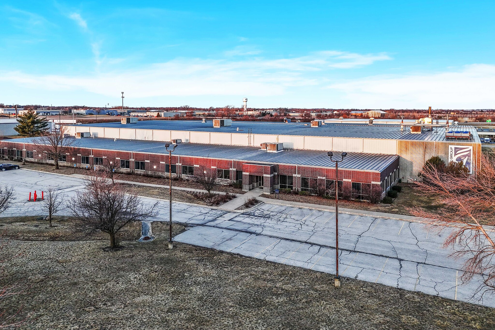 1250 N Center Point Rd, Hiawatha, IA for Rent