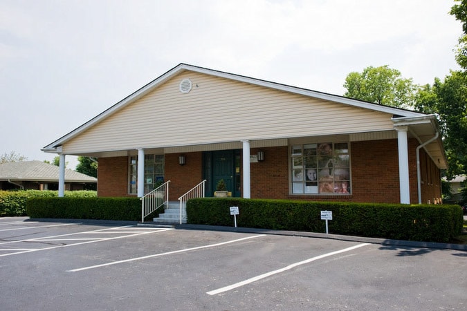 216 E Reynolds Rd, Lexington, KY for Rent