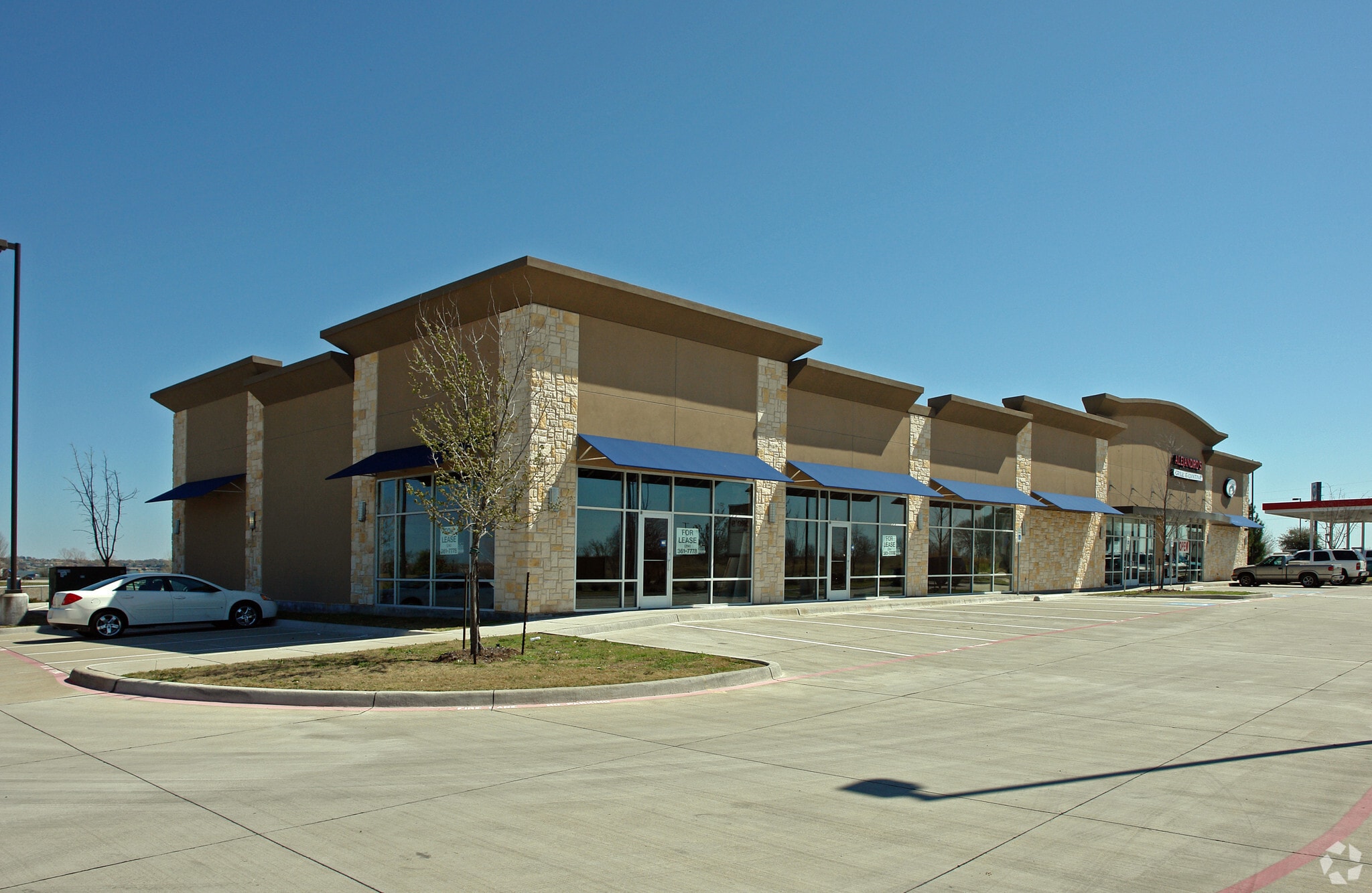 1800 Dalrock Rd, Rowlett, TX for Rent