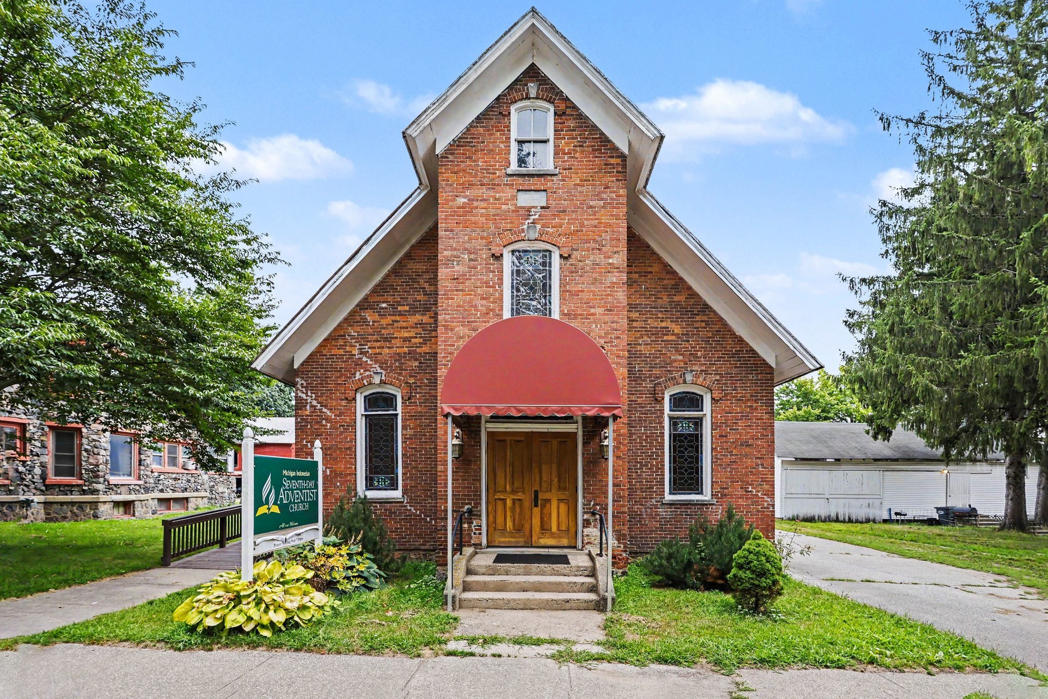 9 W Shepard St, Hartford, MI for Sale