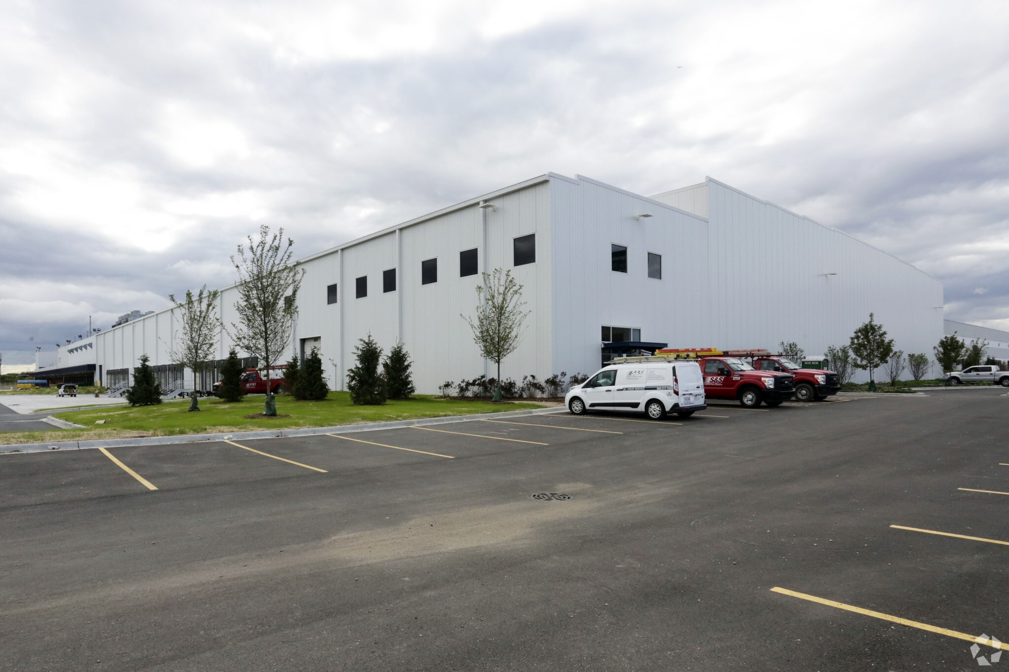 575 Northwest Ave, Northlake, IL for Rent