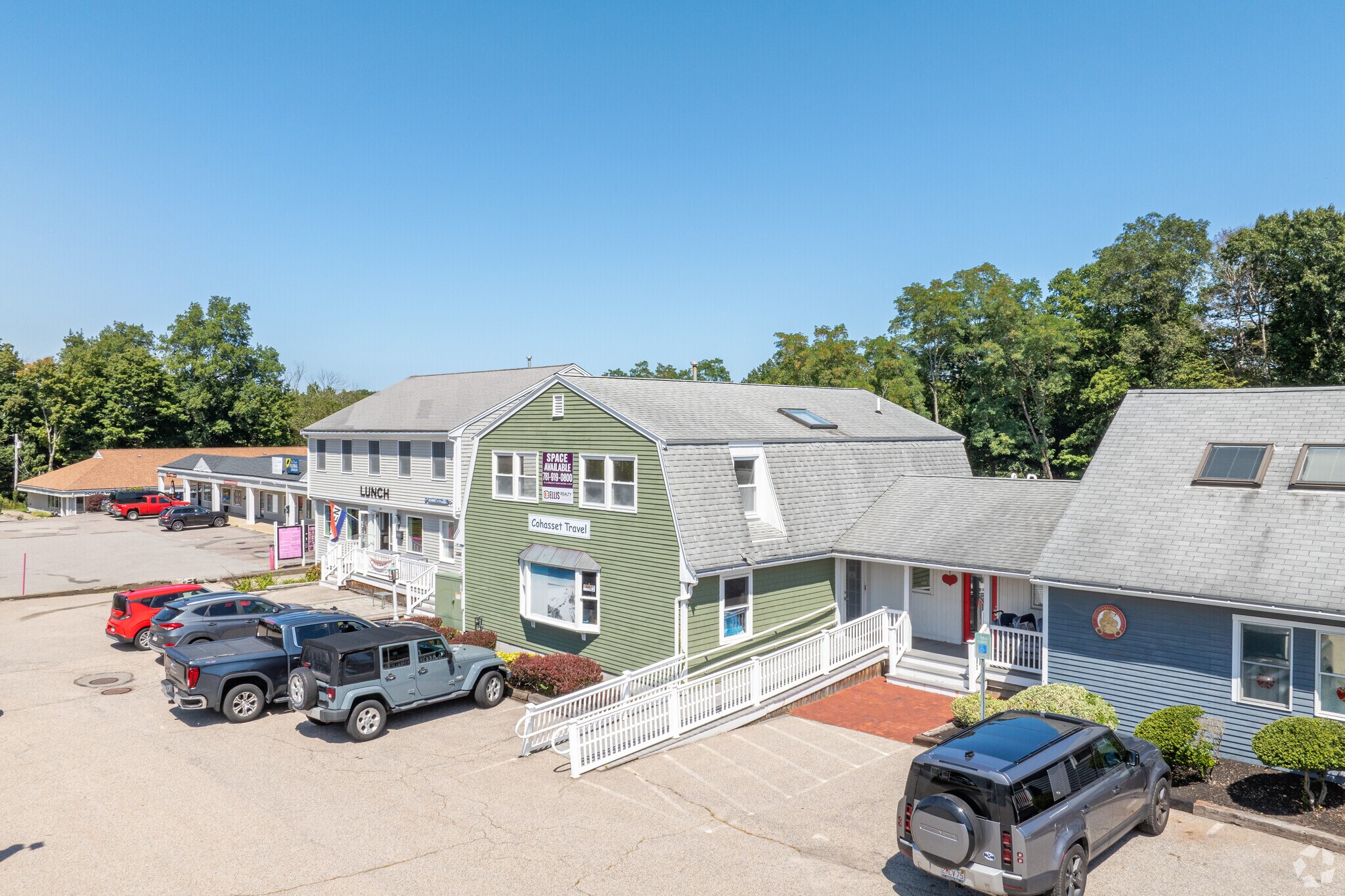 152 King St, Cohasset, MA for Rent