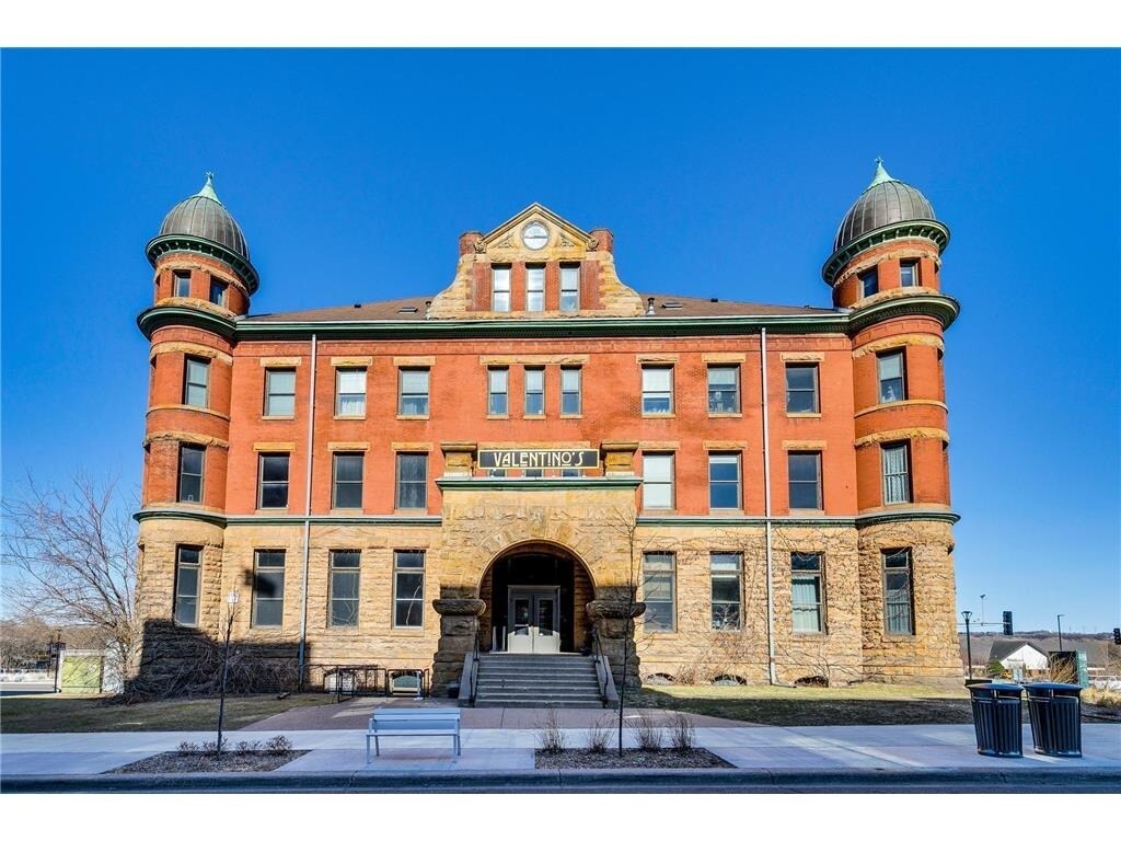 200 N Concord Exchange, South Saint Paul, MN for Sale