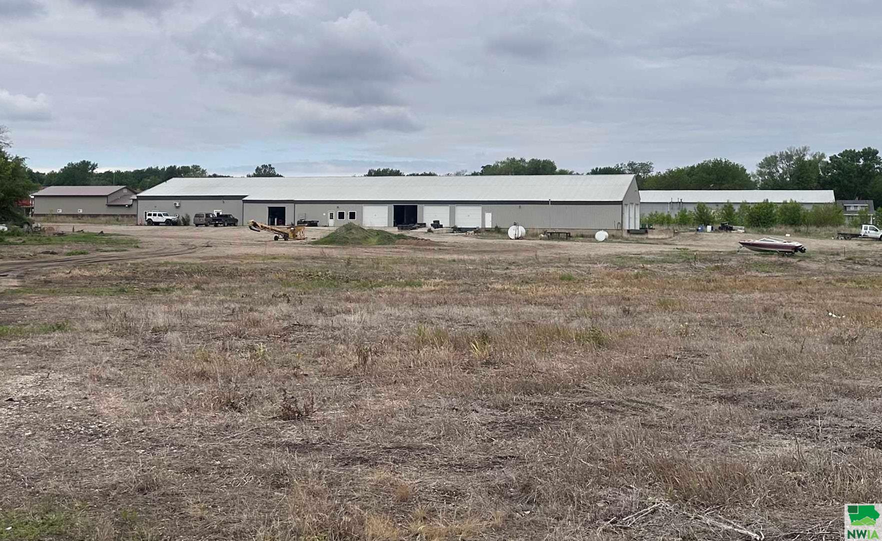 601 E 10th St, Alton, IA for Sale