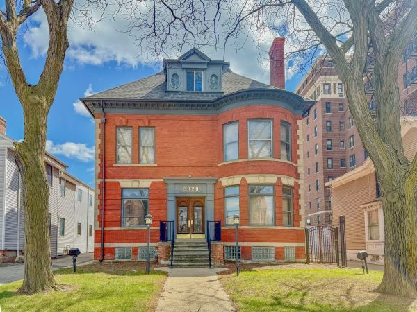 2920 E Jefferson Ave, Detroit, MI for Rent