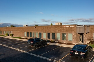 Lombard, IL R&D - 400-420 Eisenhower Ln N