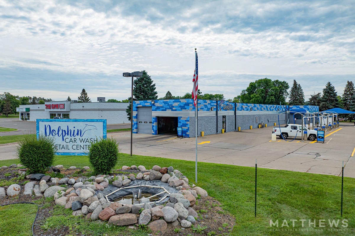 516 Freeport St, Elk River, MN for Sale