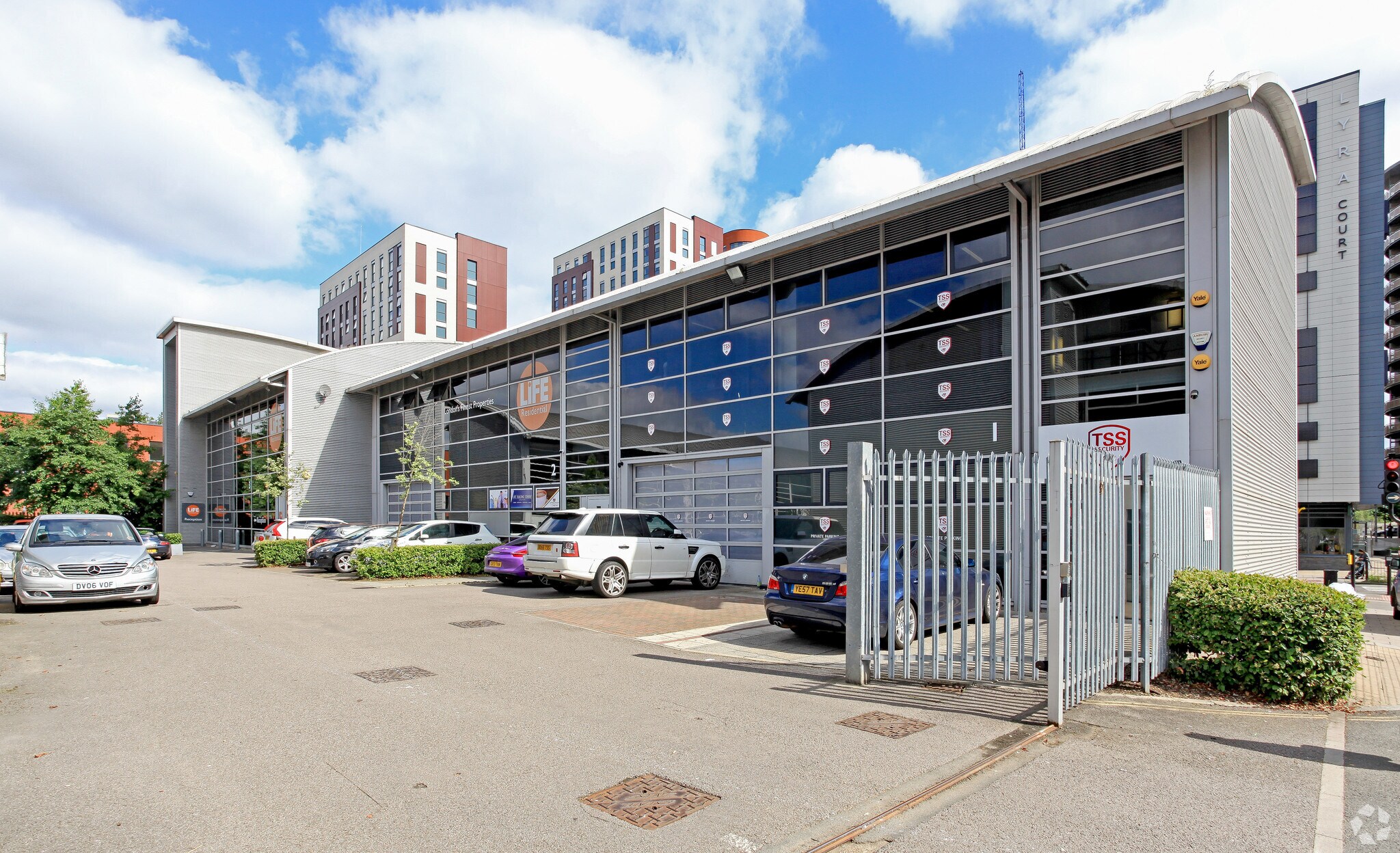 6 Portal Way, London, LND for Rent