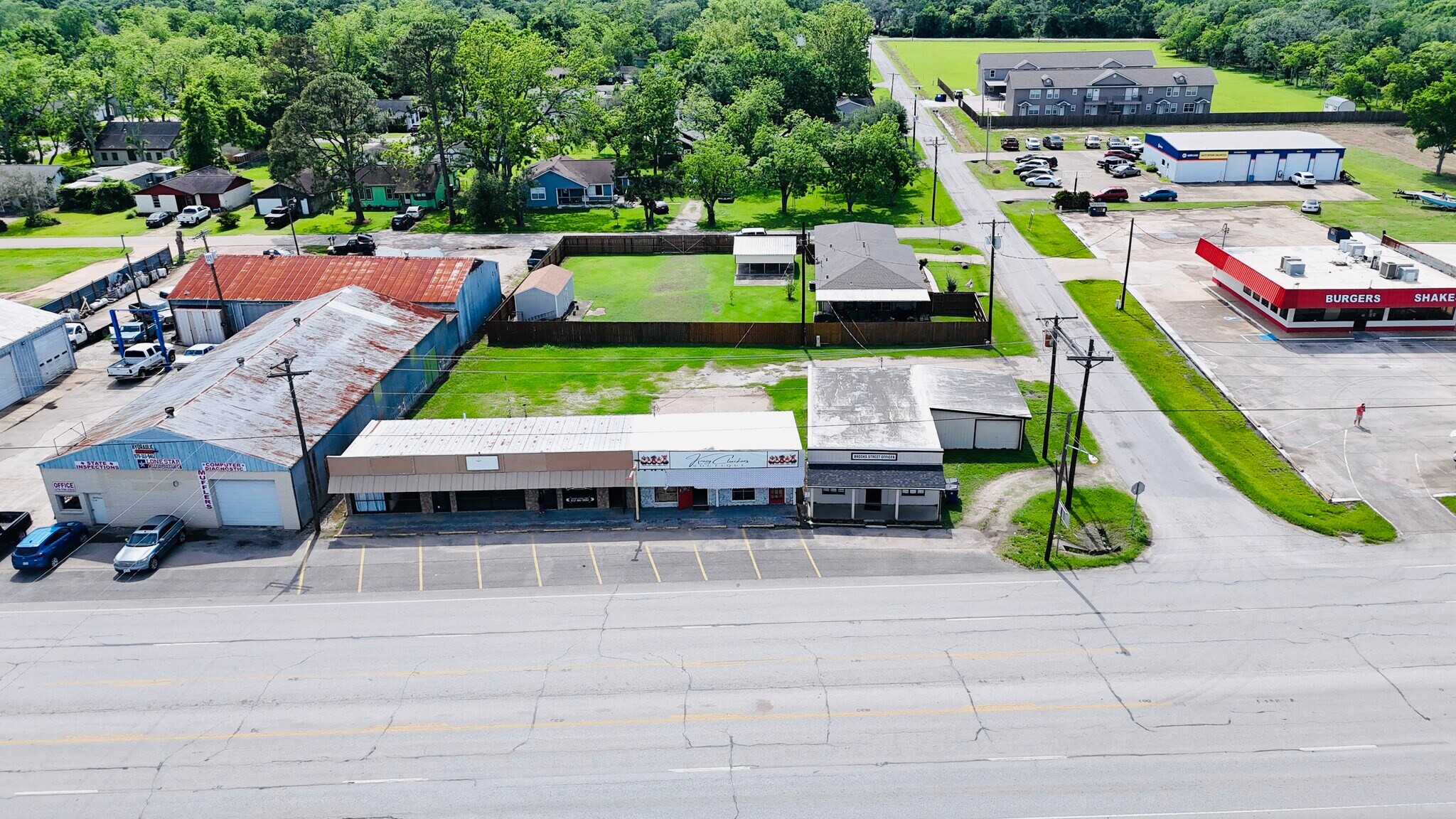 424 N Brooks St, Brazoria, TX for Sale