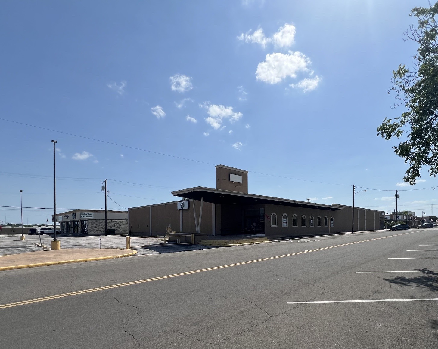 420 E Ave C, Killeen, TX for Sale