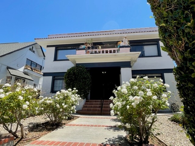 2700 James M Wood Blvd, Los Angeles, CA for Sale