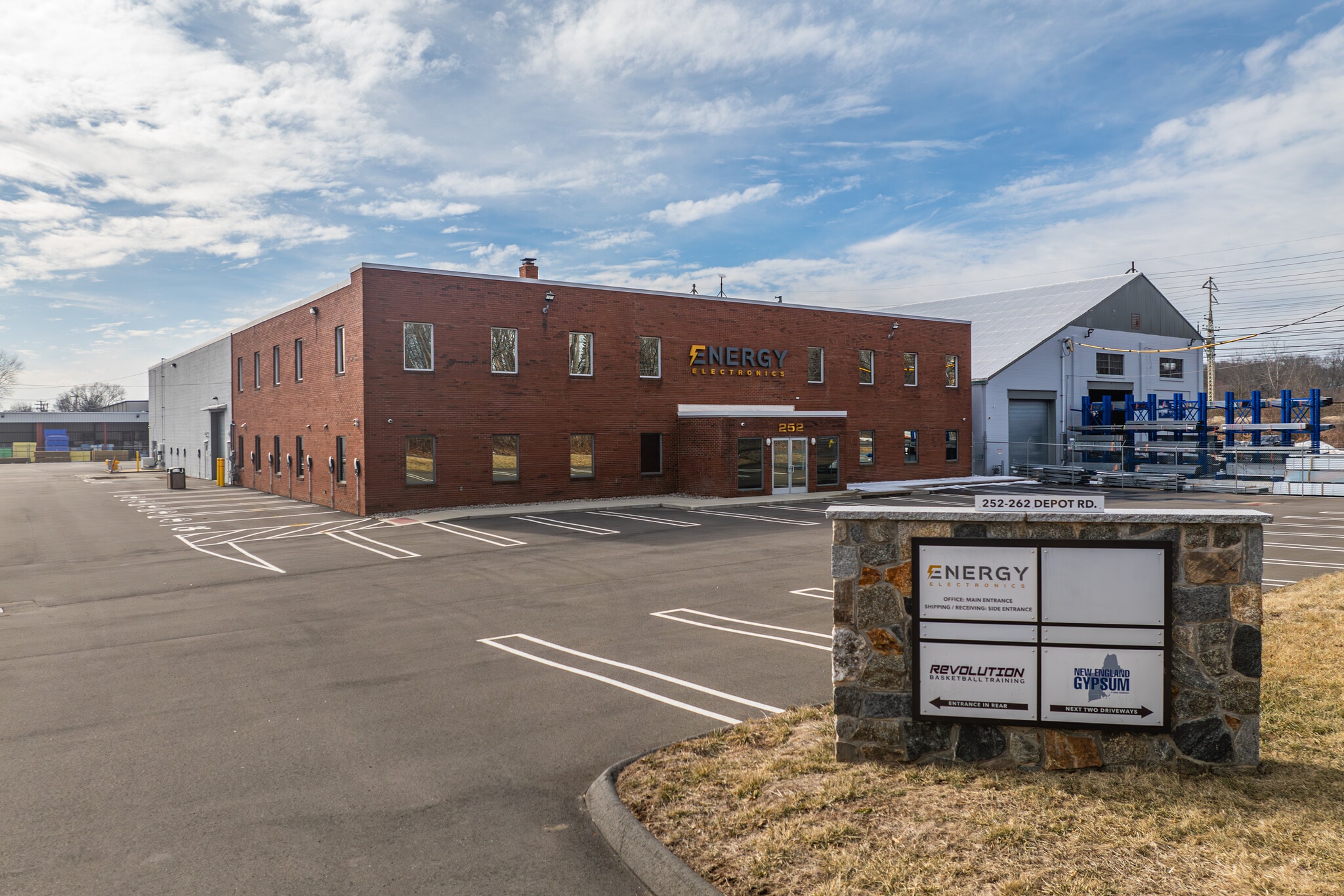 252-262 Depot Rd, Milford, CT for Sale