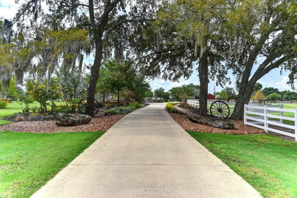 12379 FM 149 Rd, Montgomery, TX for Sale