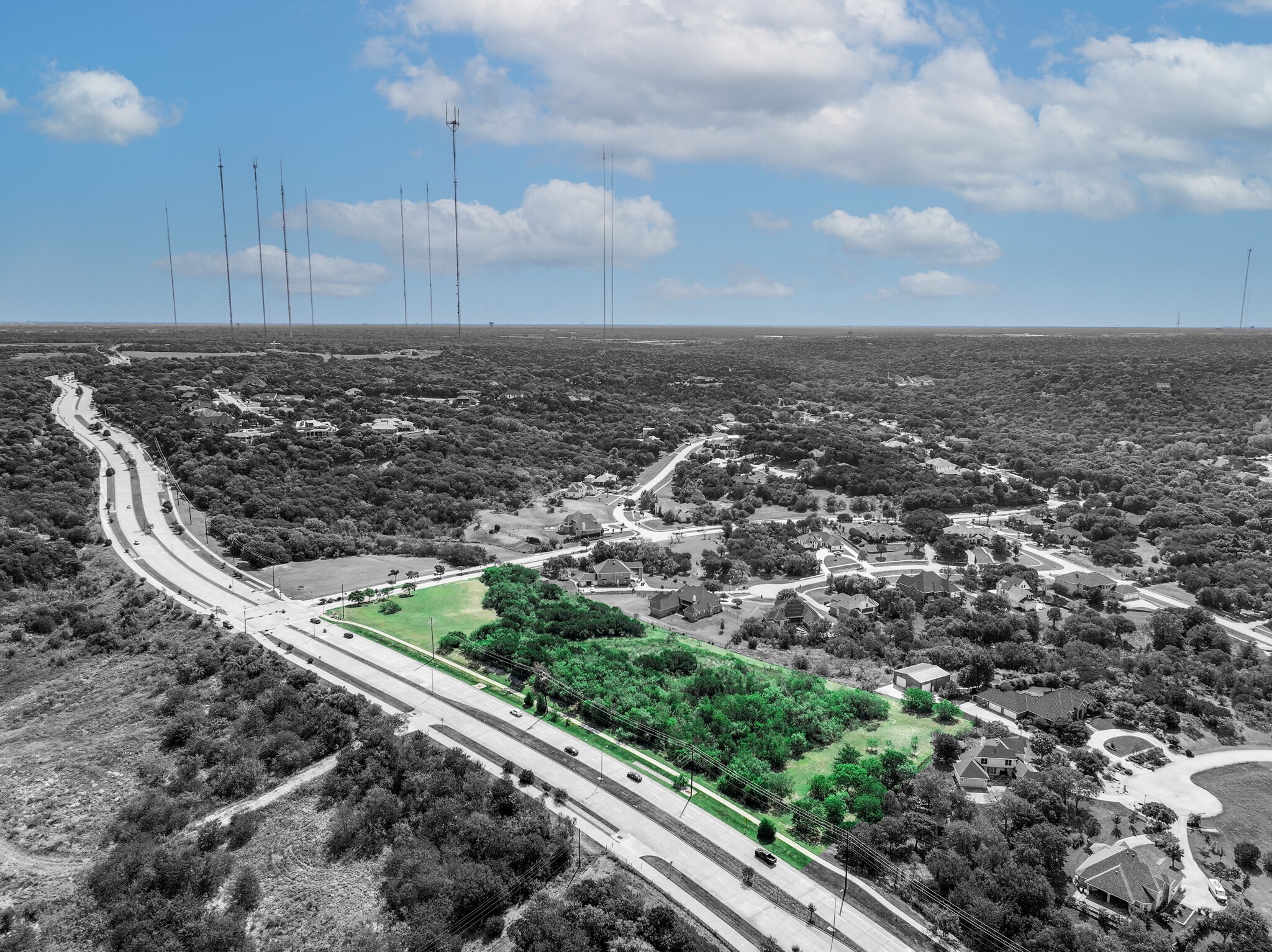 1001 Lakeview Dr, Cedar Hill, TX for Sale