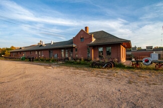 Fergus Falls, MN Freestanding - 423 S Cascade