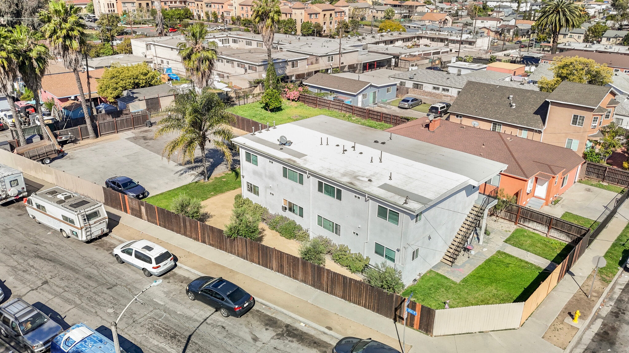 11513 Berendo Ave, Los Angeles, CA for Sale