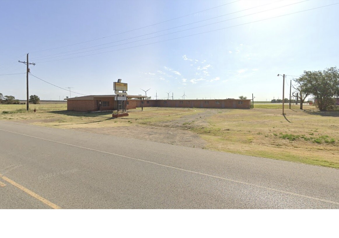 2500 N Main St Tahoka, TX 79373 Hospitality Property for Sale on