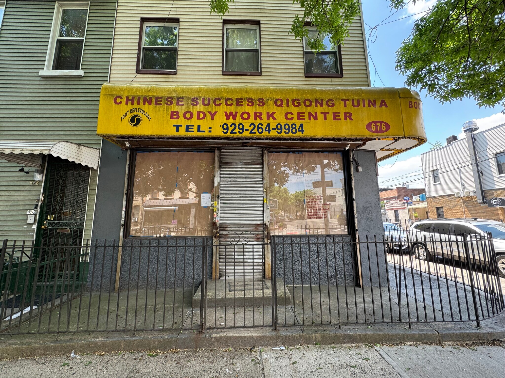 676 Onderdonk Ave, Ridgewood, NY for Rent