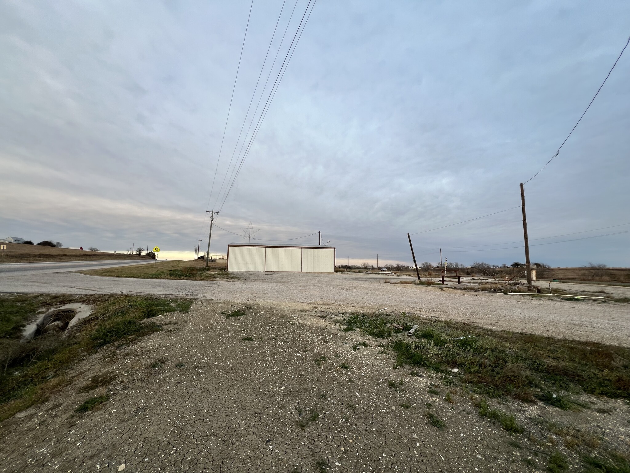 14201 S State Highway 95, Coupland, TX for Sale