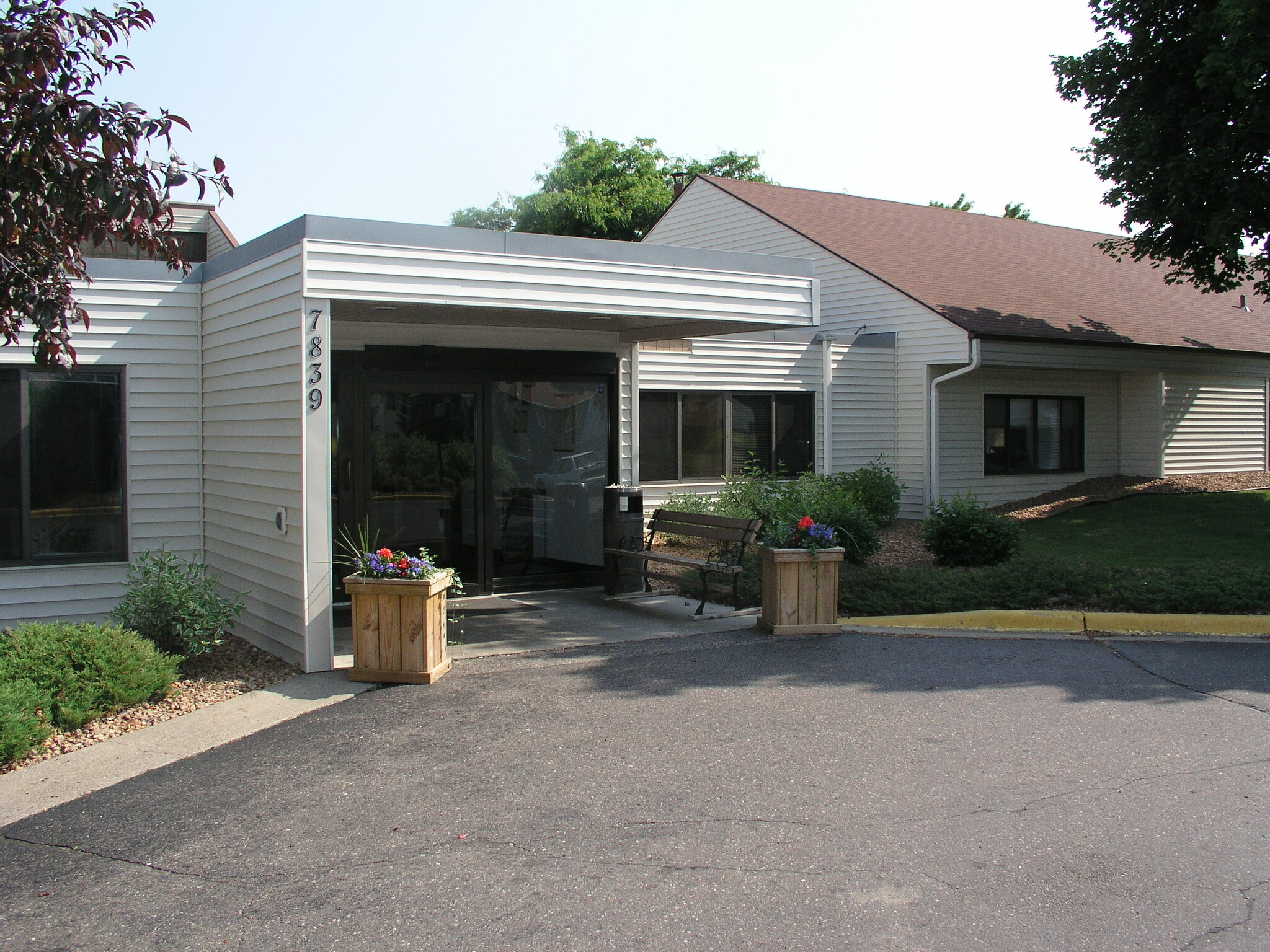 7839 Brooklyn Blvd, Brooklyn Park, MN for Sale