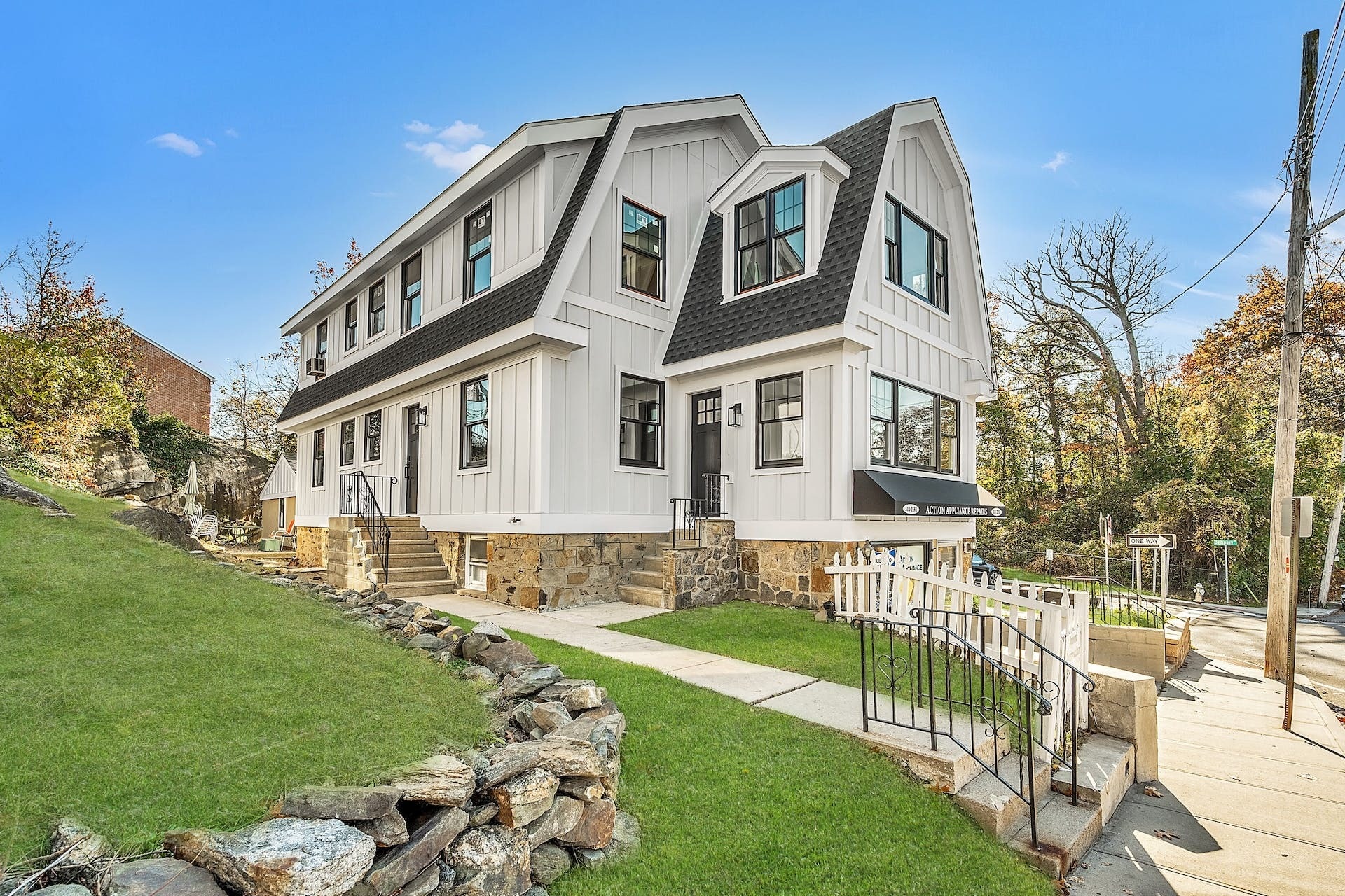 200 Main St, Eastchester, NY for Sale