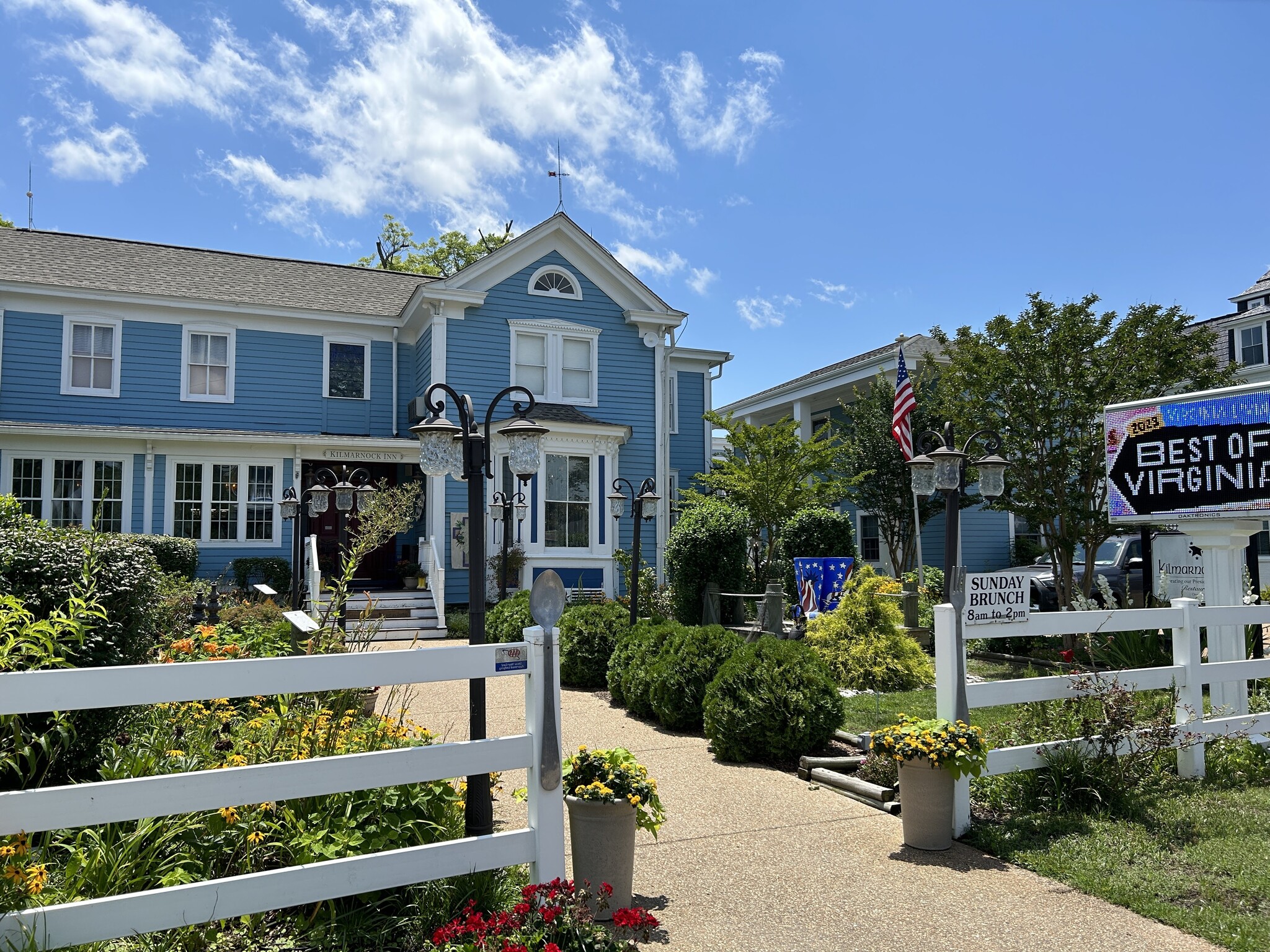34 E Church St, Kilmarnock, VA for Sale