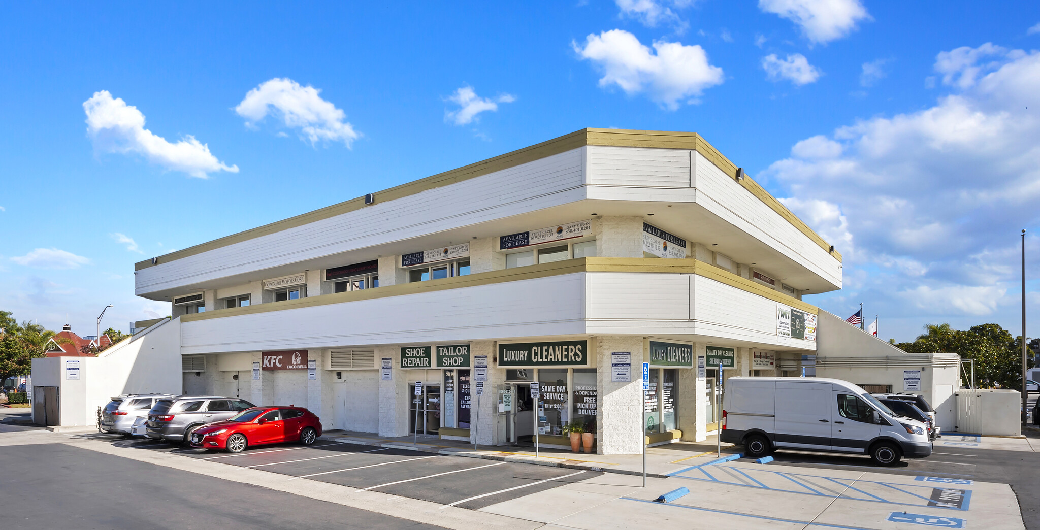 100-138 B Ave, Coronado, CA for Rent