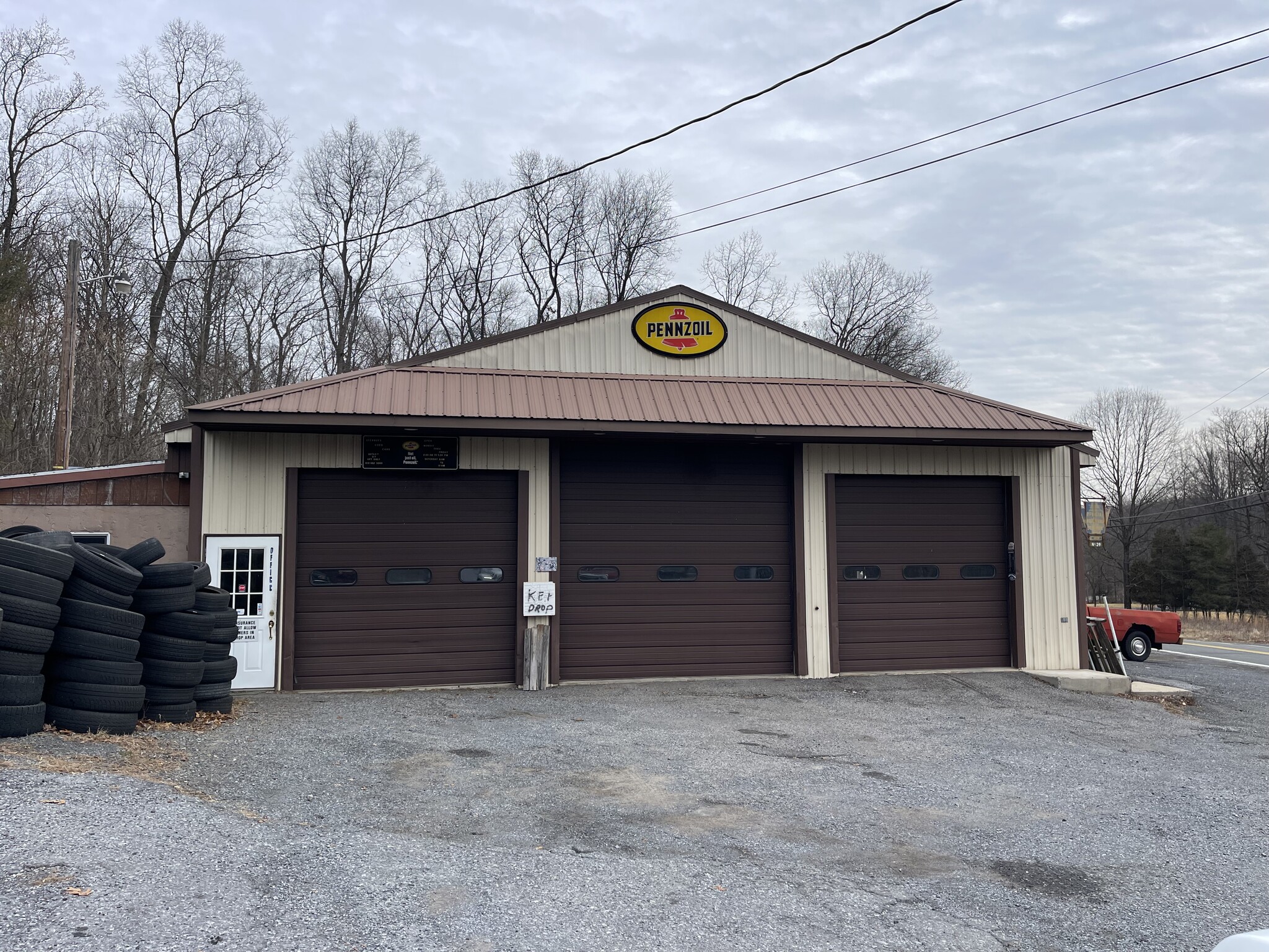 99 Five Points Rd, Mertztown, PA for Sale