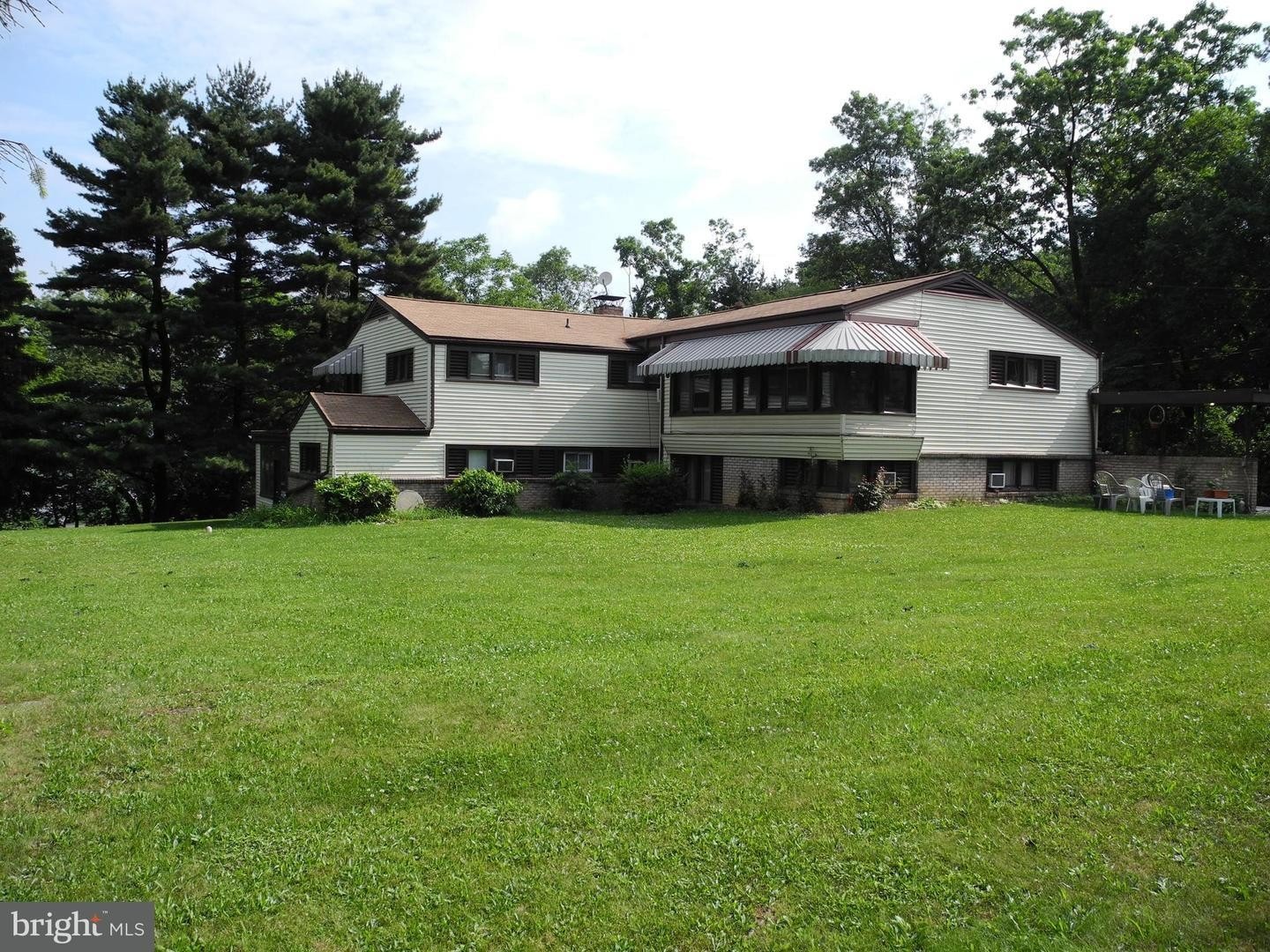 6000 Chambers Hill Rd, Harrisburg, PA for Sale