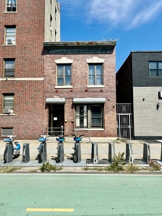 Astoria, NY Office/Retail - 3005 31st Ave